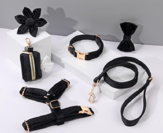 The ICON Velvet Set – Noir